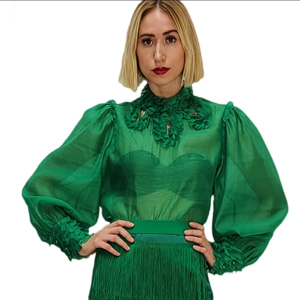 Elegant blouse - Picture 1 of 2